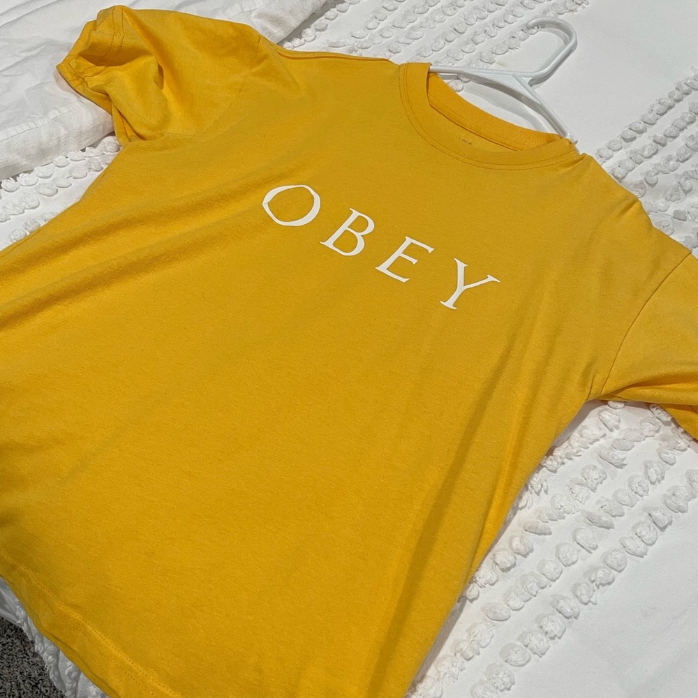 Obey shirt